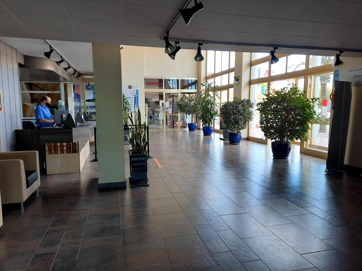 Xon'S Platja Ha Hotel Empuriabrava Ngoại thất bức ảnh