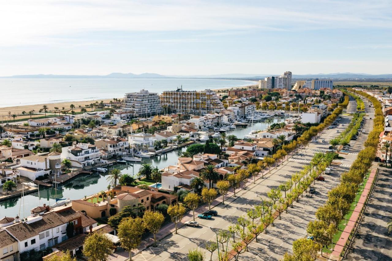 Xon'S Platja Ha Hotel Empuriabrava Ngoại thất bức ảnh