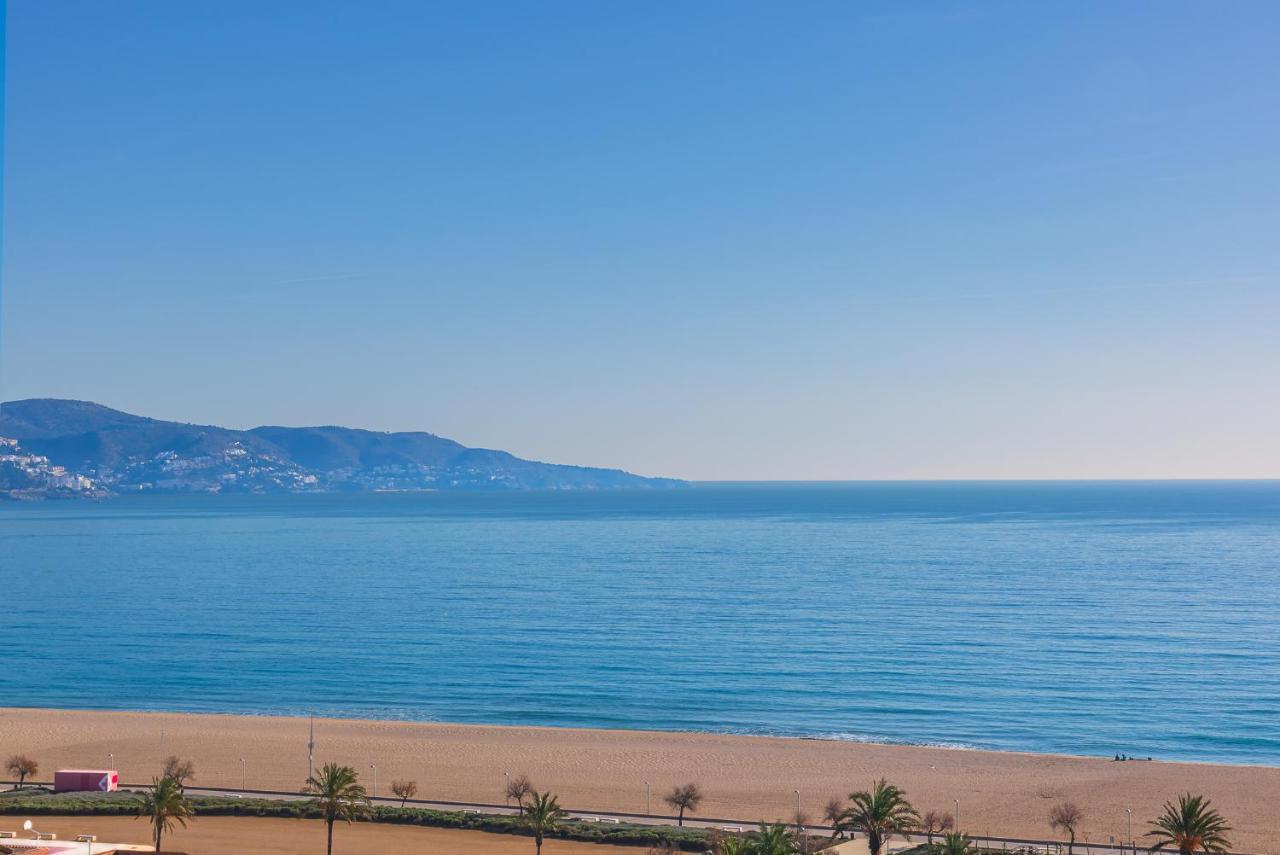Xon'S Platja Ha Hotel Empuriabrava Ngoại thất bức ảnh