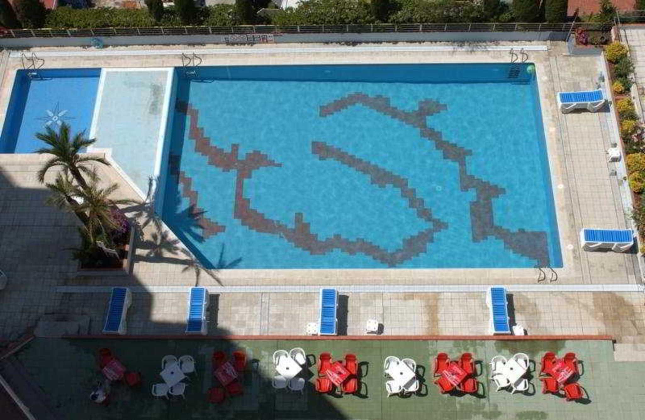 Xon'S Platja Ha Hotel Empuriabrava Ngoại thất bức ảnh