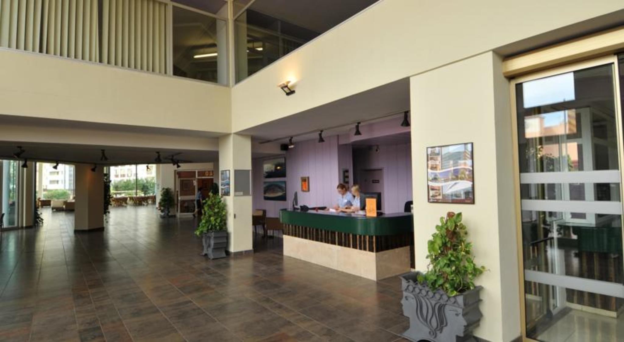 Xon'S Platja Ha Hotel Empuriabrava Ngoại thất bức ảnh